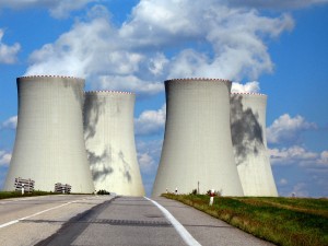 5733-cooling-towers-with-a-blue-sky-pv
